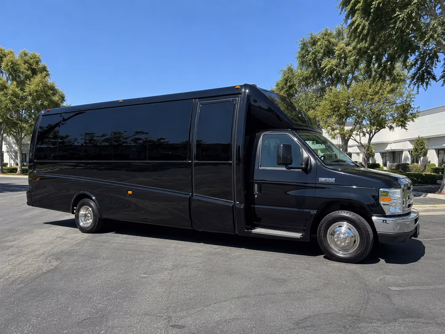 bachelorette and birthday party buses across maple grove and minneapolis