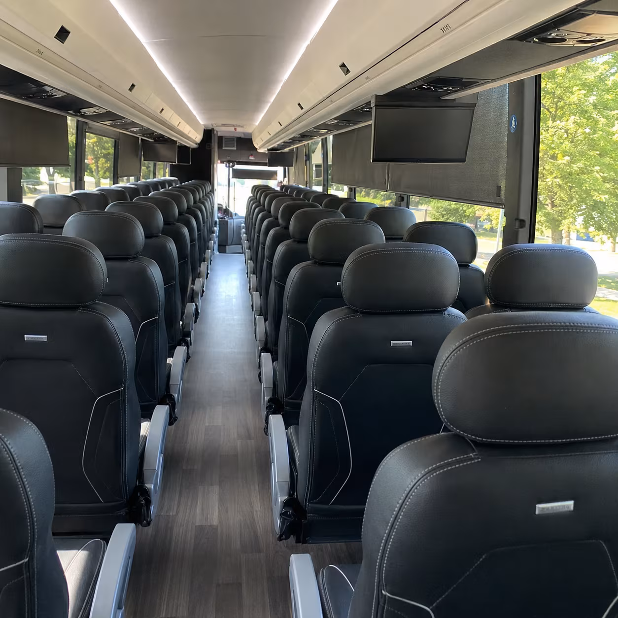 charter bus transfers between msp and the greater maple grove area
