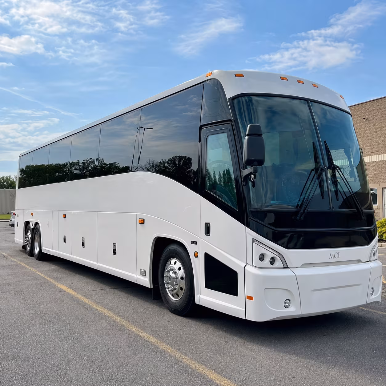 charter buses to target center and minneapolis arena shows