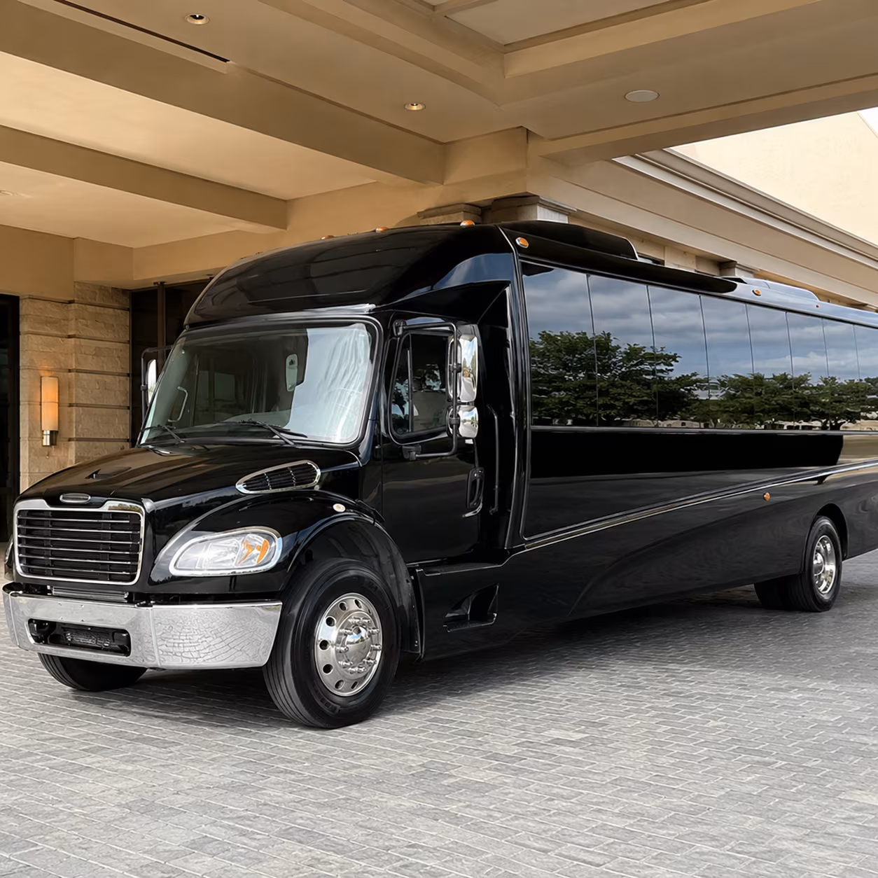 maple grove 18 passenger minibus