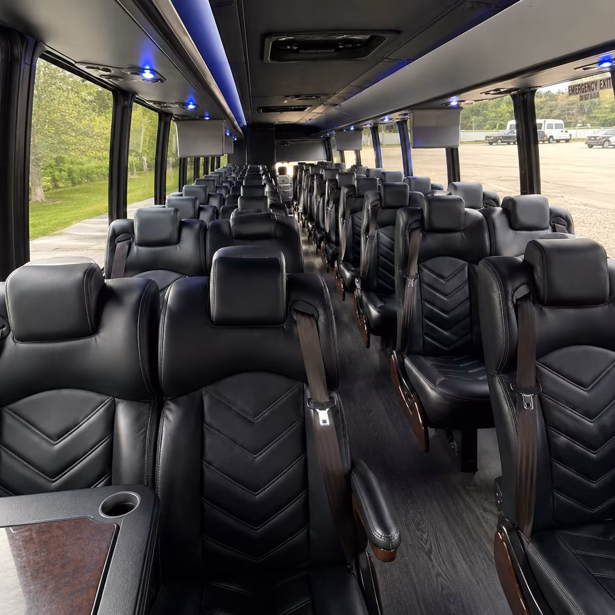 minibus rentals for maple grove rehearsal dinners and bridal party transportation