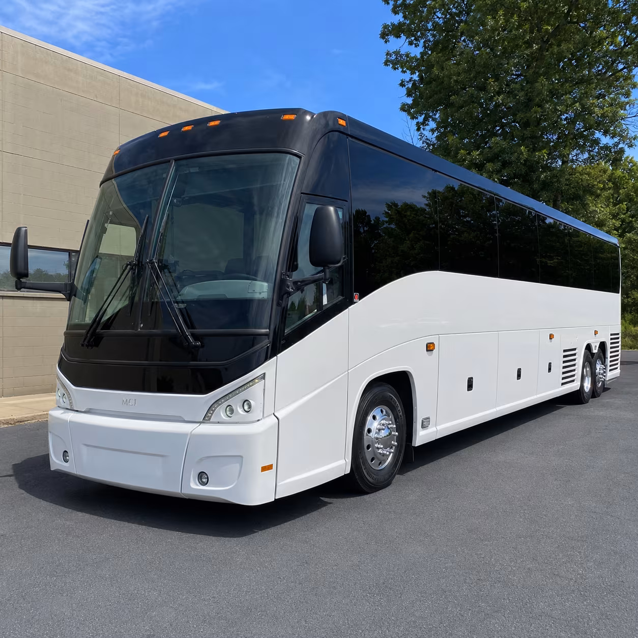 shuttle buses for maple grove business parks and corporate campuses