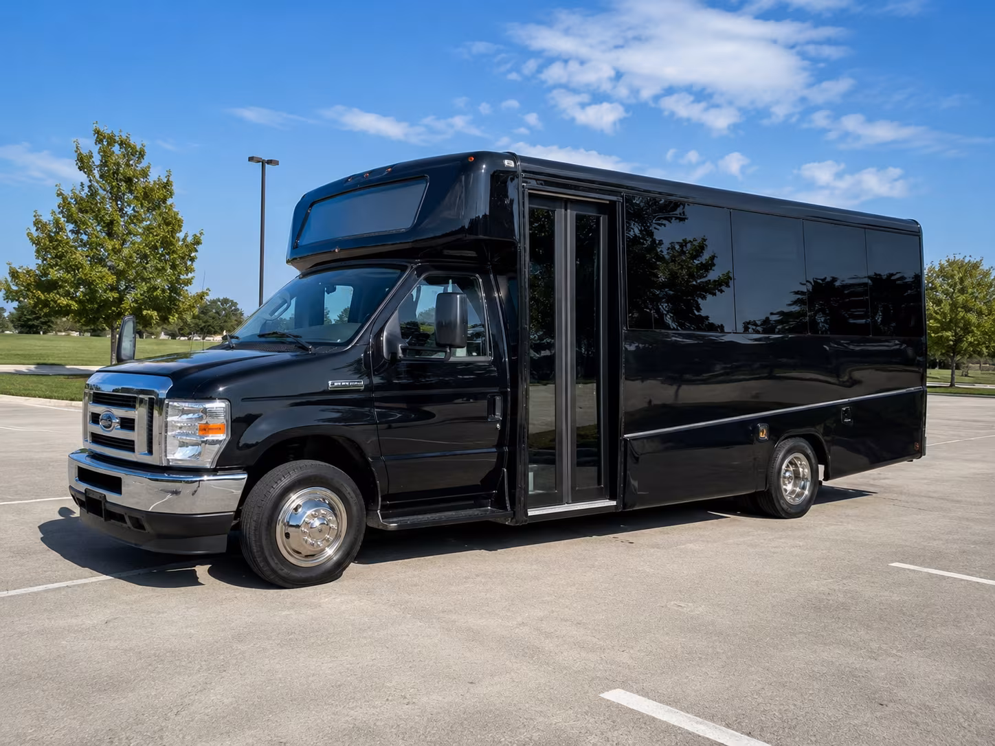 twins game bus rentals to target field from maple grove
