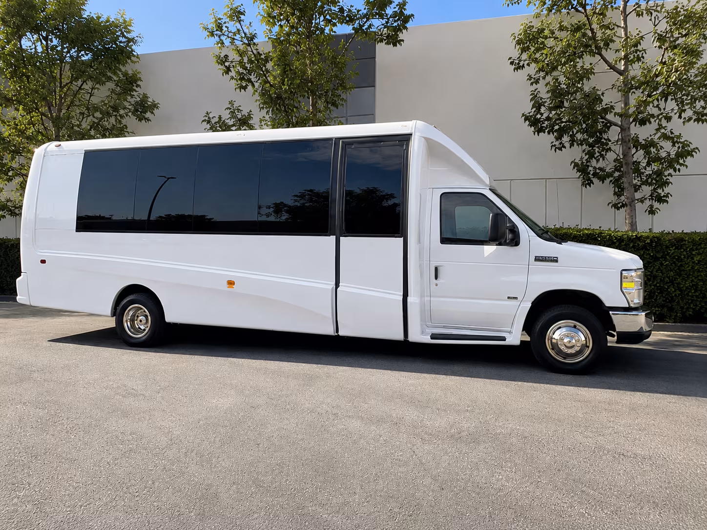 wedding shuttle buses for maple grove celebrations